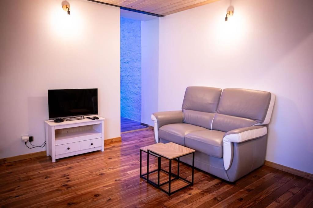 Love Room Spa Privatif Villefranche-sur-Saône Buitenkant foto