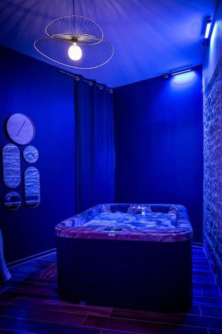 Love Room Spa Privatif Villefranche-sur-Saône Buitenkant foto